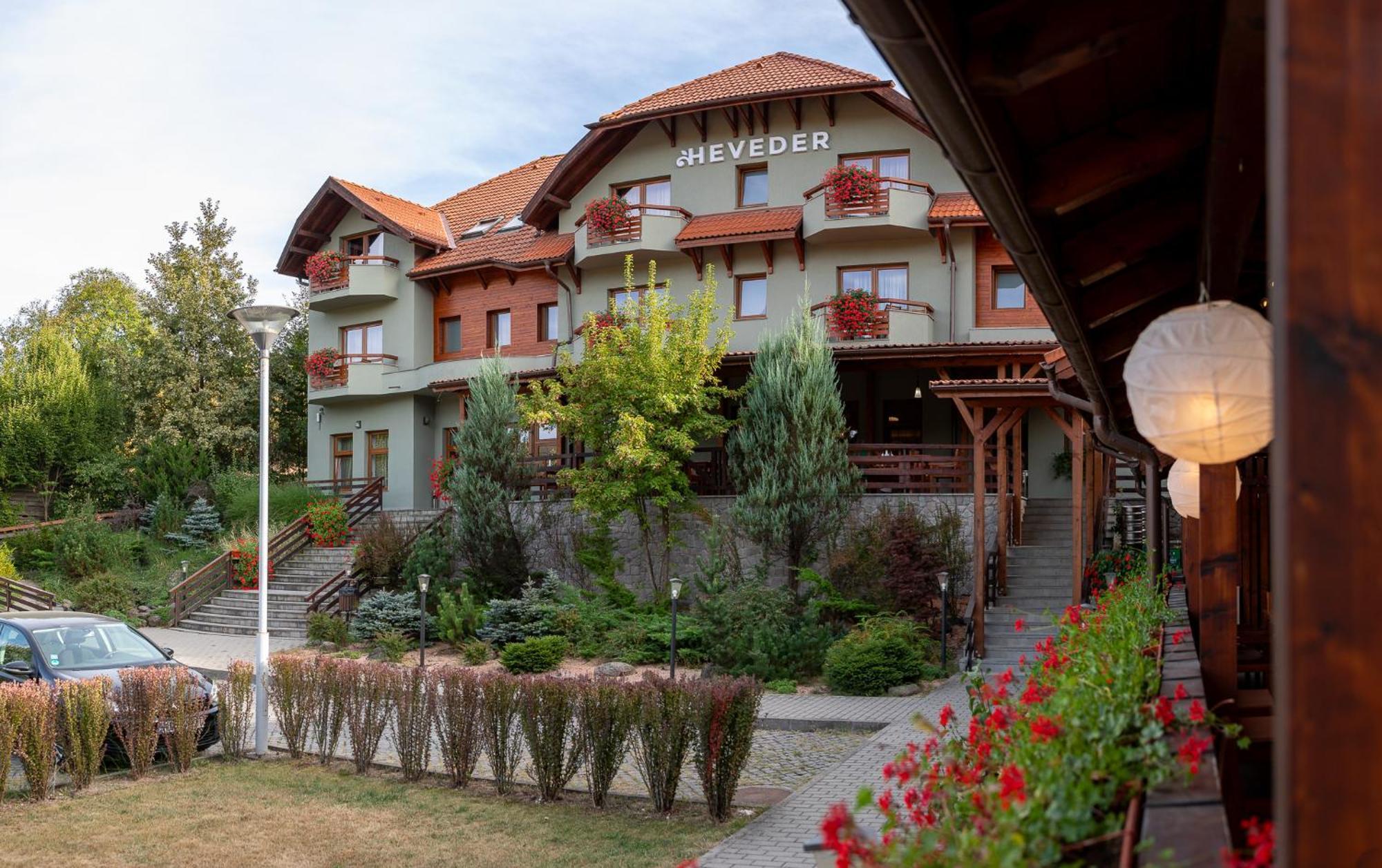 Pensiunea Heveder Praid Exterior photo