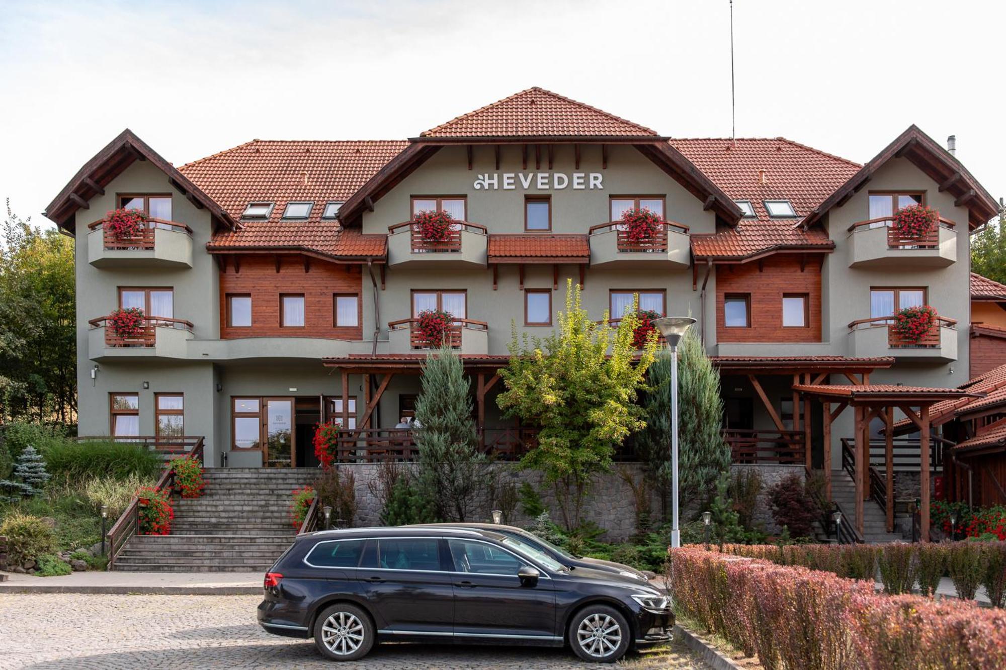 Pensiunea Heveder Praid Exterior photo